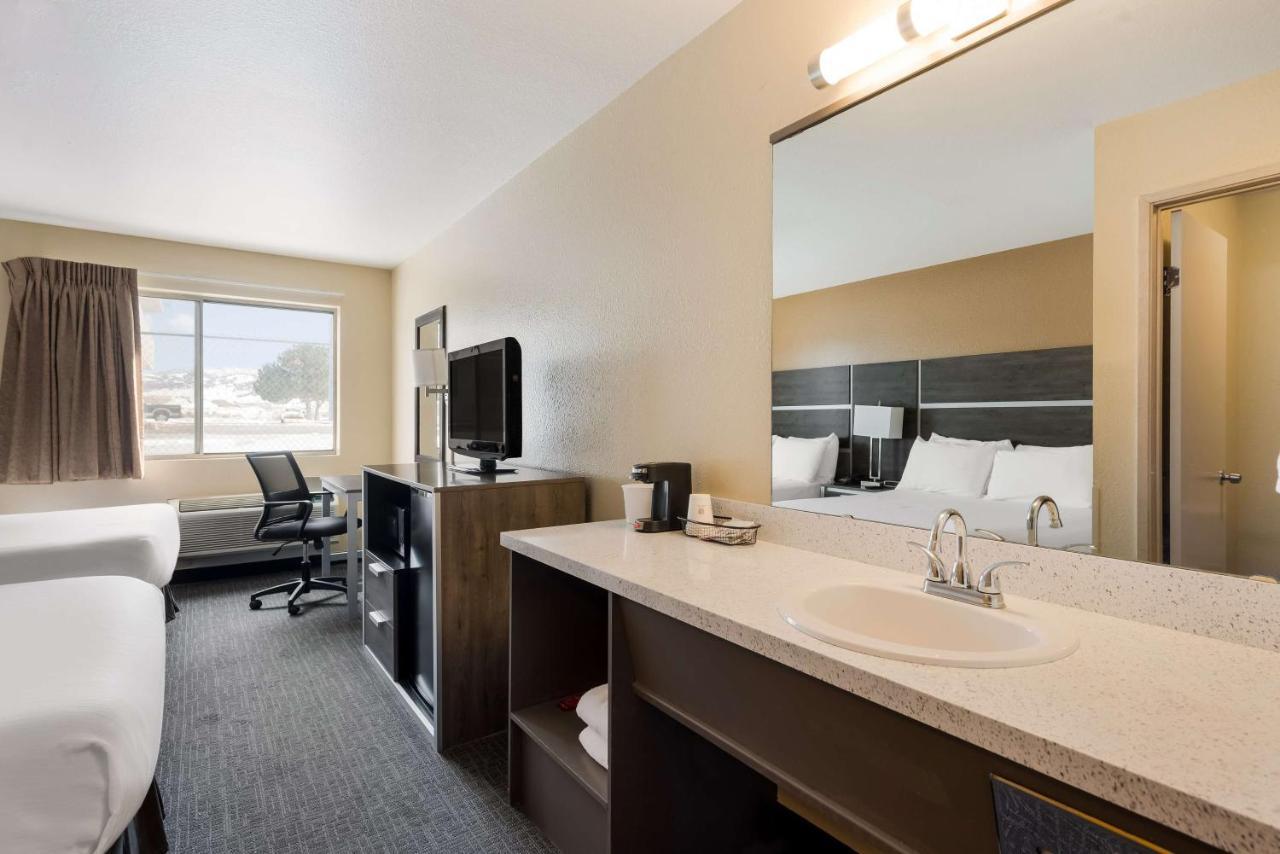 Surestay Hotel By Best Western Wells Exterior foto